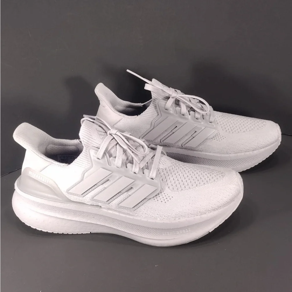 Adidas Men's Gray Running Shoes size 7.5 pre Owned Exellent condition